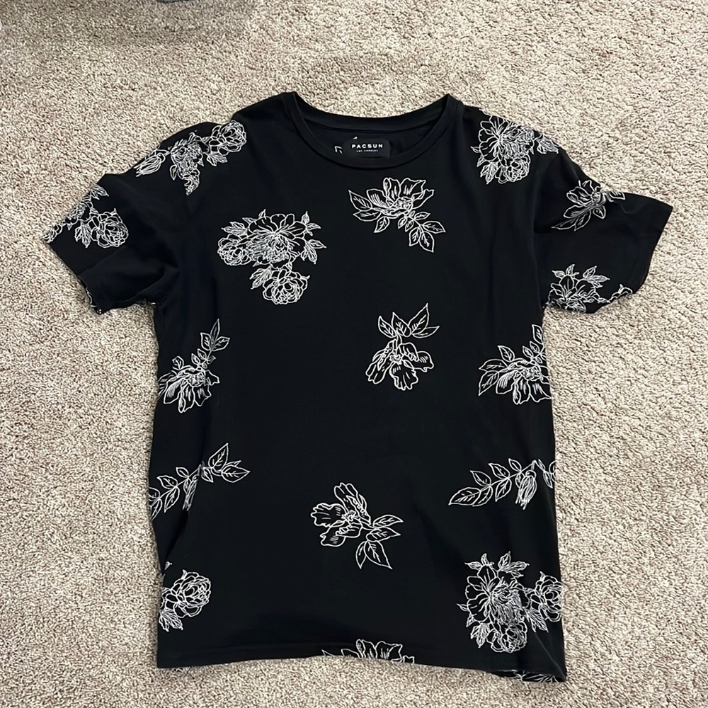 Black Graphic PacSun Tee Shirt